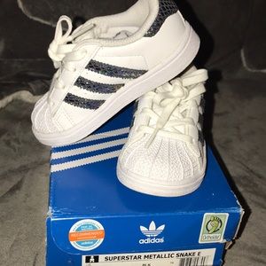 adidas superstar metallic snake